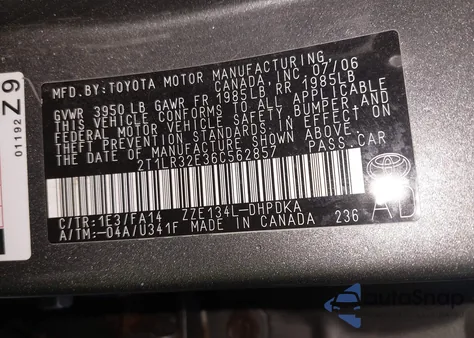 2006 Toyota Matrix z USA, uszkodzony, nr VIN 2T1LR32E36C562857